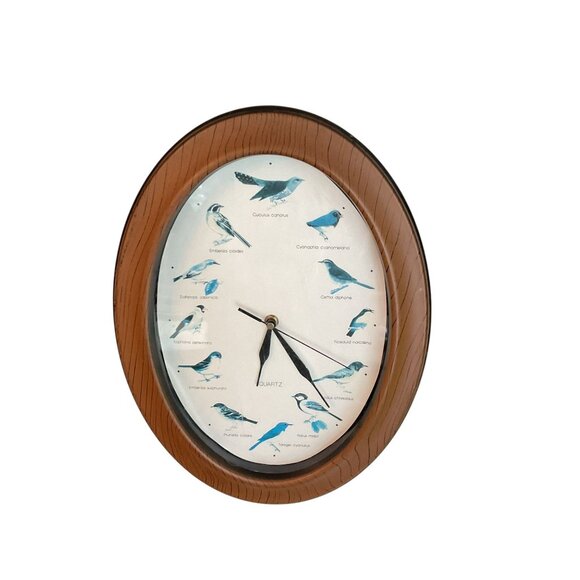 Birdsong Quartz Wall Clock With Bird Illustrations & Hourly Chimes - Picture 5 of 7